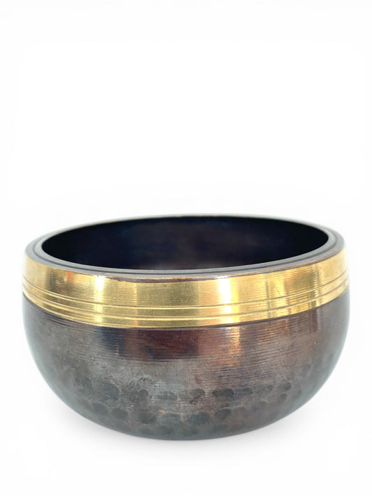 11cm Note D Lingam Hammered Singing Bowl with 3 lines - Size 0 - colour Blacken & Brass - Nepal