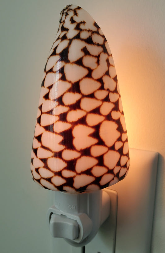 BLACK & WHITE CONUS MARMORCUS NIGHTLIGHT