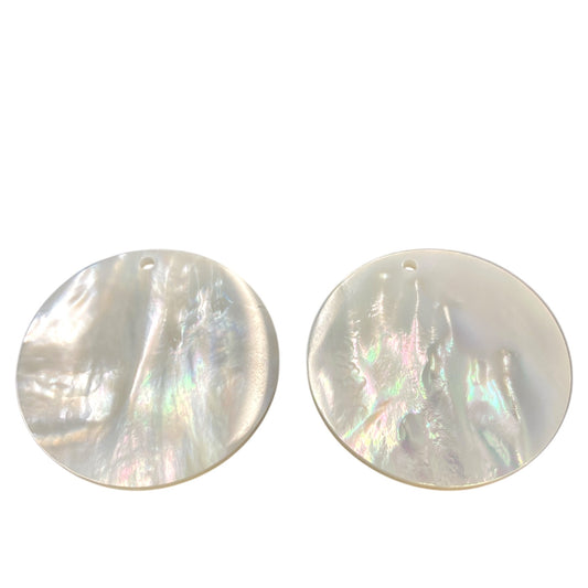 15mm Round MOP Natural White Shell with one 2mm Hole -  - China