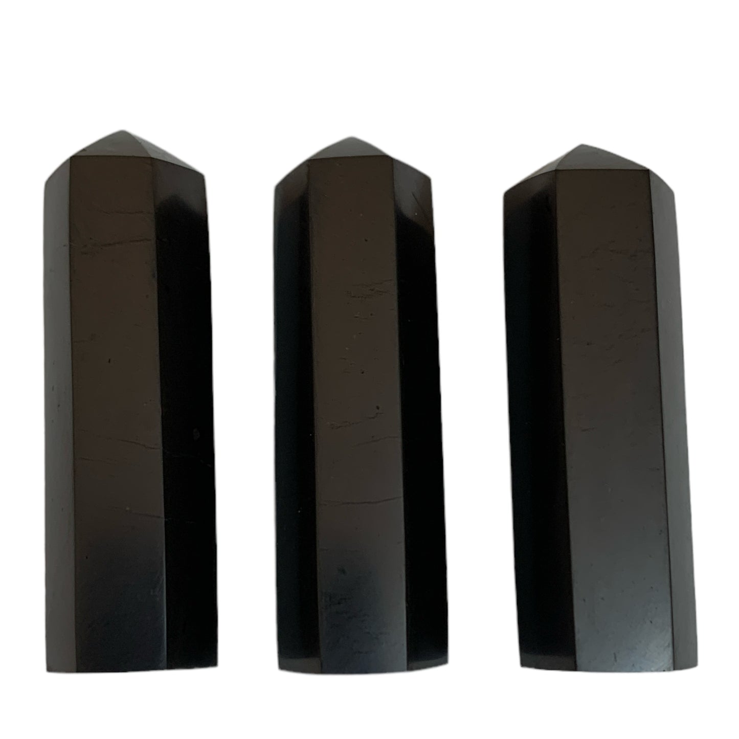 Shungite - Obélisque poli à facettes - 1,5 x 5 cm de haut - NEW121