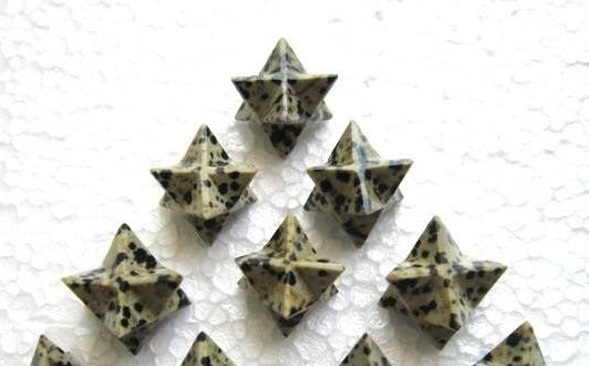 Dalmatian Jasper Merkaba Star Stones 15-17mm - 12 Grams - India (Minimum 5) NEW1221