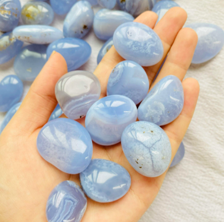 BLUE LACE AGATE Grade A Tumbled Stones 20 to 30mm - 1 lb. - China