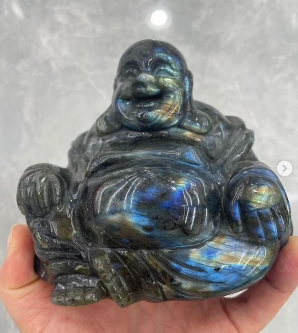 Sitting Buddha - Labradorite - 4.5 inch wide x 3.45 tall - China - NEW622