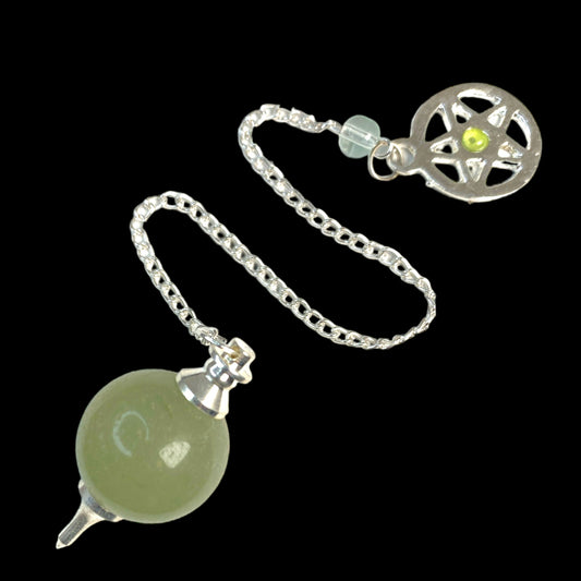 Pendule Boule Aventurine Verte avec Pentacle et Chaîne - 45-50mm 25 grammes - NEW422