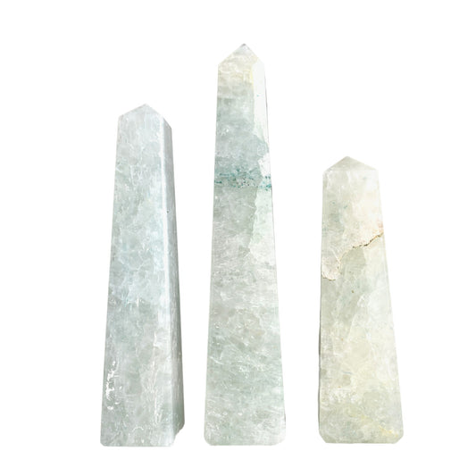 Quartz vert - Pointes polies tour - 3 à 4 pouces - Prix par gramme par pièce (commande B2B 1 = 1 tour donc nous facturons Ex. 60g = 6,00 $ chacun)