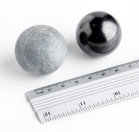 SHUNGITE - Polished and Unpolished Harmonizer Spheres Set of 2 - 3 x 10cm tall - NEW121