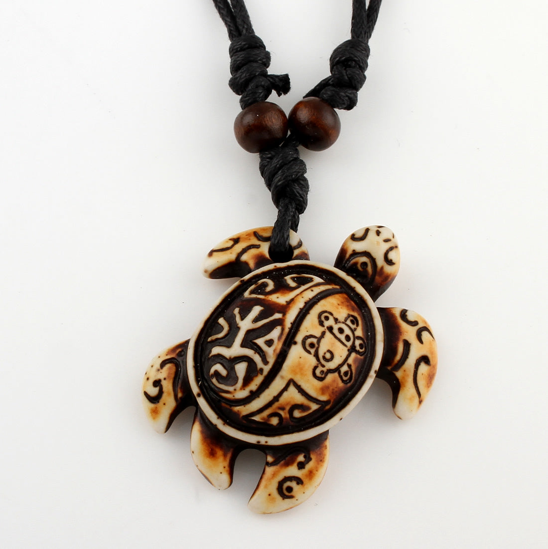 Collier tortue marron en plastique avec lin - Unisexe