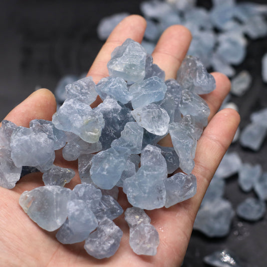 Morceaux de cristal de celestite brute naturelle pierre brute de quartz bleu - 1-2 cm tailles assorties - 500 grammes - Chine - NEW222